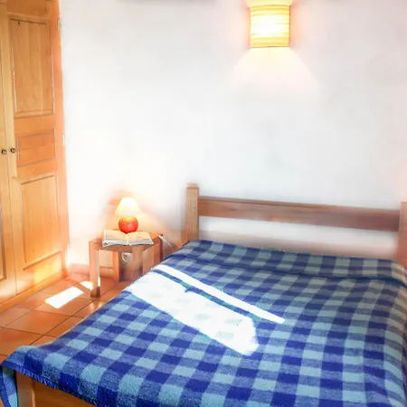 Maison 5 Personnes A Villeneuve Holiday home