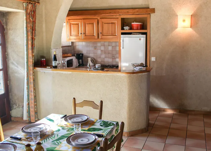 Maison 5 Personnes A Villeneuve בית נופש *