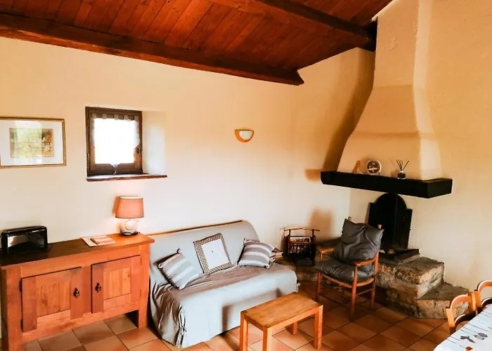Maison 5 Personnes A Villeneuve בית נופש *